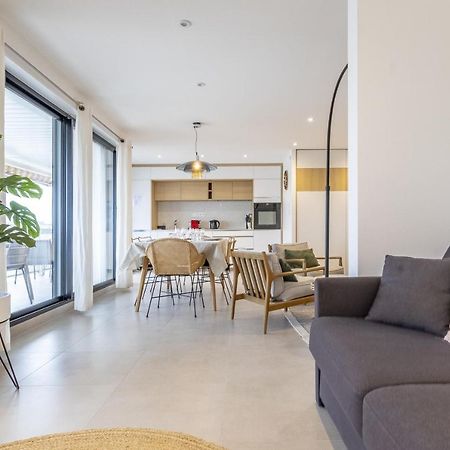 Grand Appartement De Standing Avec Terrasse Vue Port Au Centre De Vannes Bagian luar foto