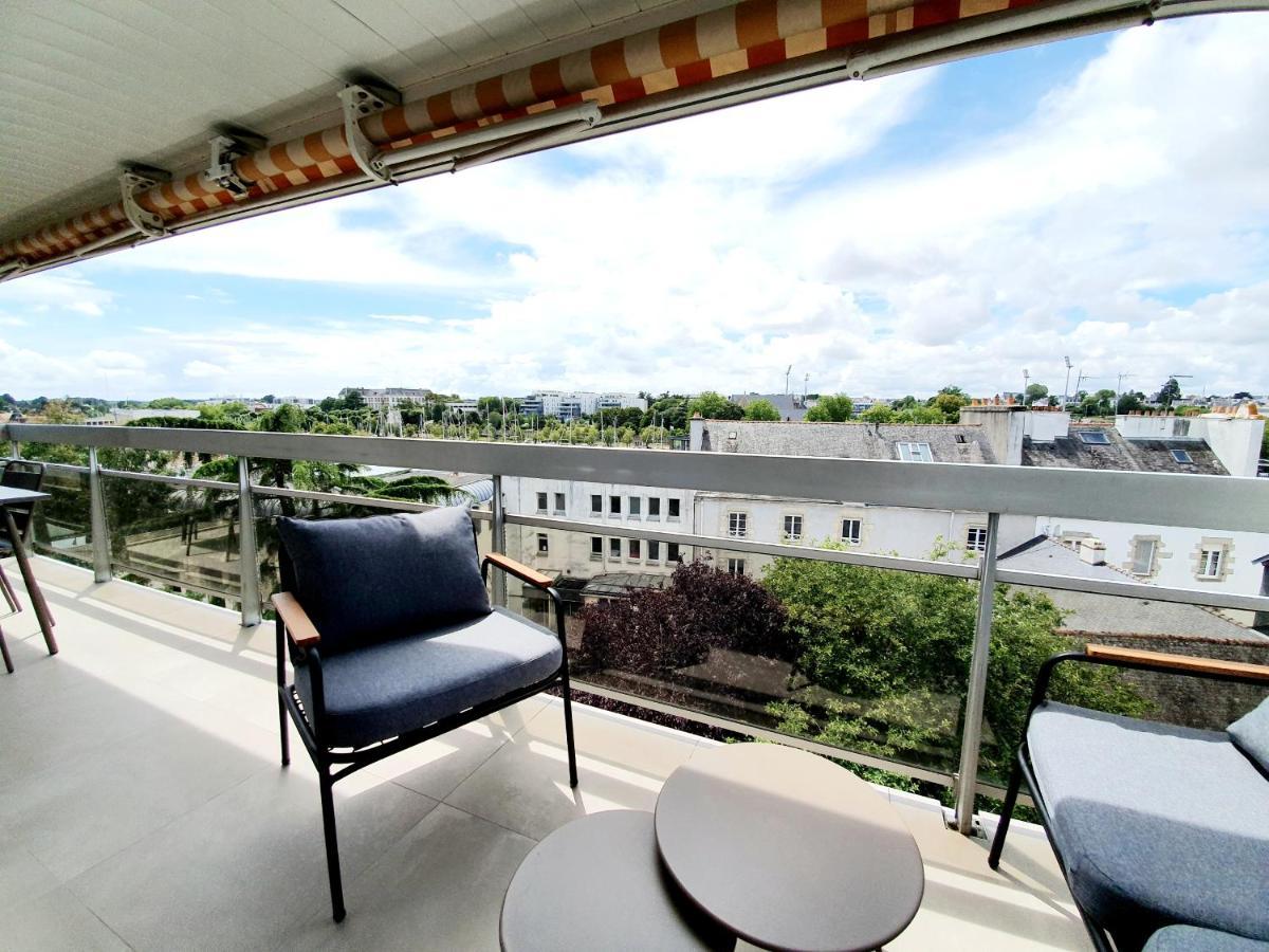 Grand Appartement De Standing Avec Terrasse Vue Port Au Centre De Vannes Bagian luar foto